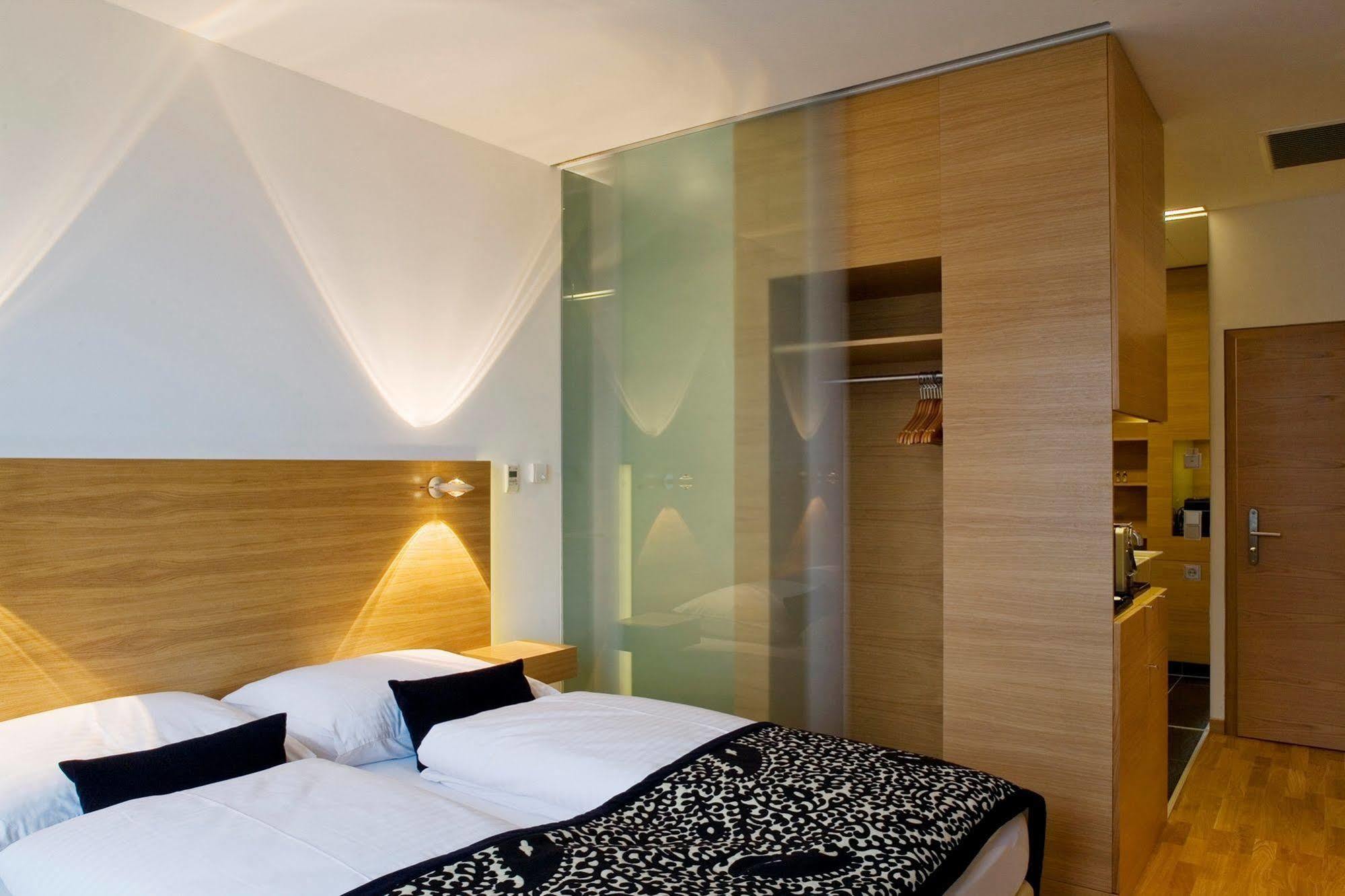 Hotel Ploberger Wels Exterior photo